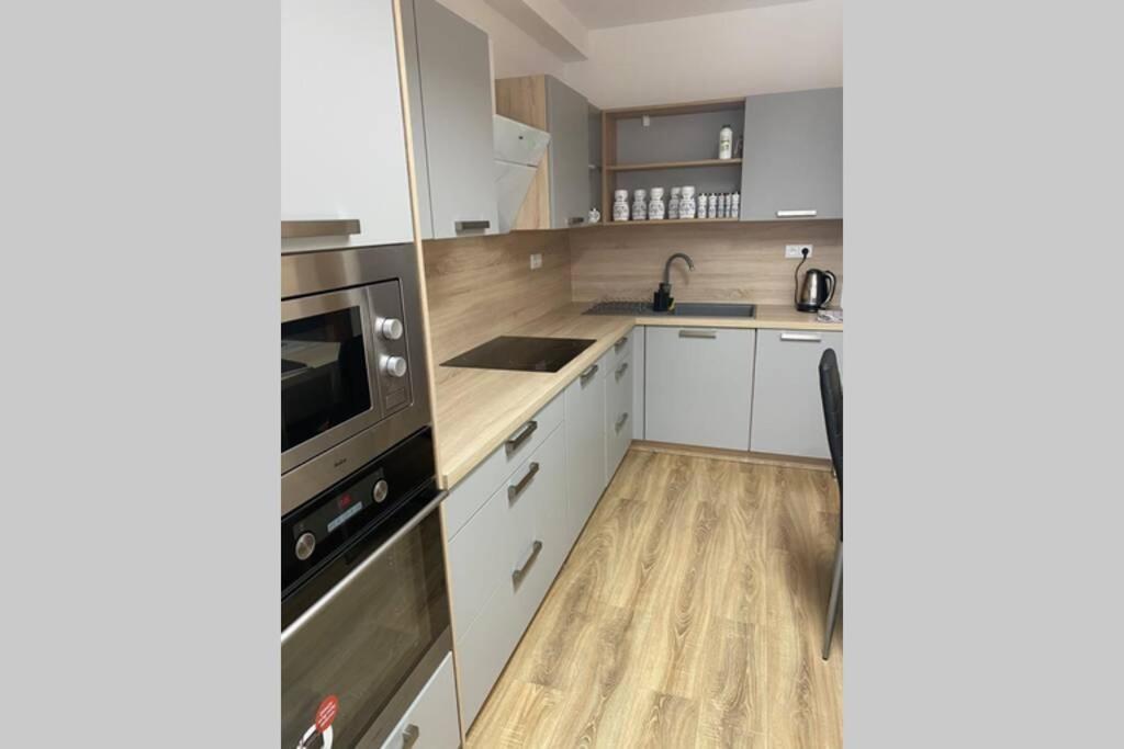 Apartman Solax, Ucnovska 8, Kosice Saca Exterior foto